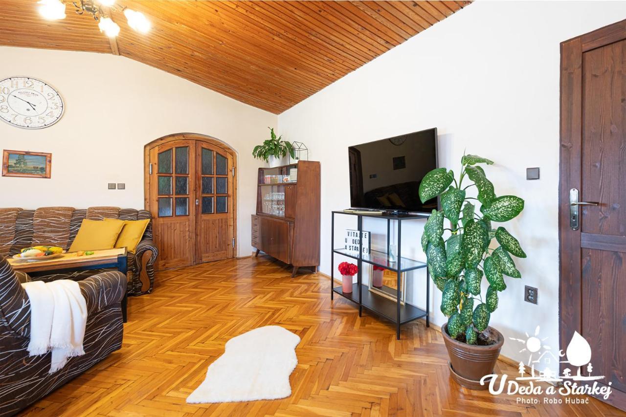 U Deda A Starkej Cierny Balog Exterior photo